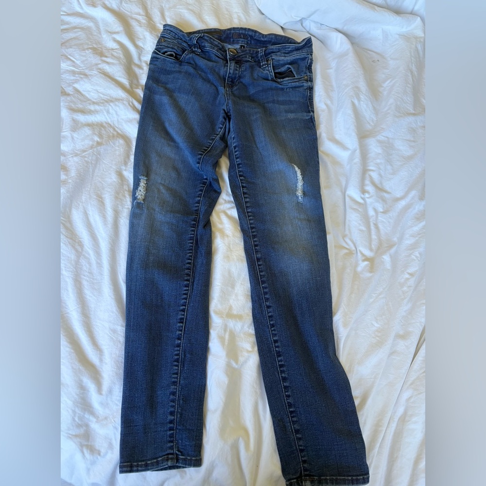 Kut from the Kloth Mia toothpick skinny Distressed Jeans